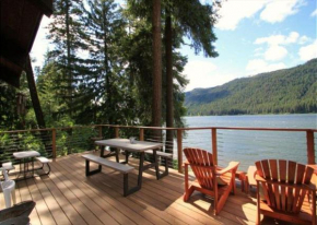 Alpine Lake Escape on Fish Lake